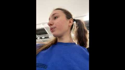 Media: lia__love Stripchat 2024-12-13 14:34:00