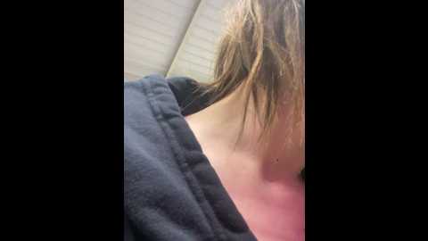 Media: lola_tentatiion Stripchat 2024-12-13 11:51:00