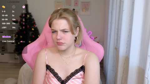 Media: maya_rave Stripchat 2024-12-13 08:27:00
