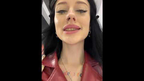 Media: melissa_crazy Stripchat 2024-12-13 16:44:00