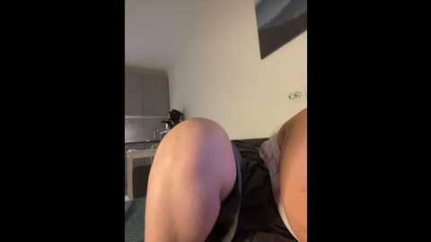 Media: odriolsens Stripchat 2024-12-13 14:02:00