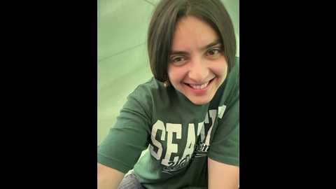 Media: sam_sara Stripchat 2024-12-13 21:18:00