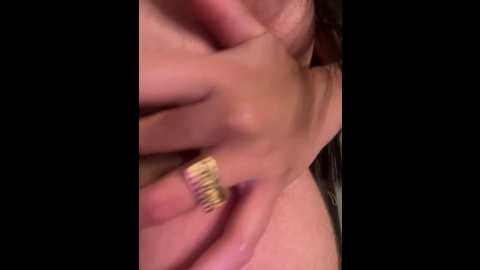 Media: sarasanders_4 Stripchat 2024-12-13 01:48:00