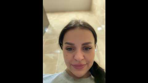 Media: angelinateller Stripchat 2024-12-14 08:33:00