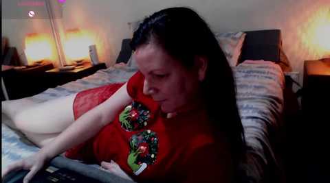Media: aussiepeaches Stripchat 2024-12-14 11:14:00