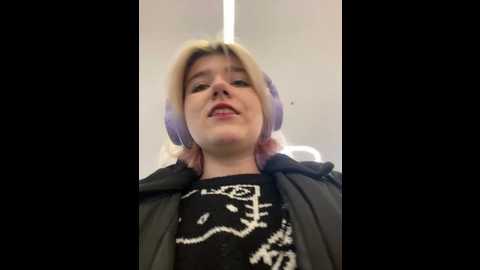 Media: baby__naughty Stripchat 2024-12-14 12:15:00
