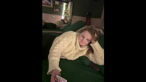 Media: gingersnap33 Stripchat 2024-12-14 03:40:00