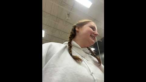 Media: gingersnap33 Stripchat 2024-12-14 21:51:00