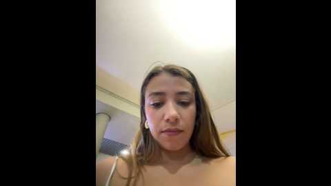 Media: hall_16 Stripchat 2024-12-14 00:52:00