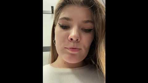 Media: holy_tereza Stripchat 2024-12-14 16:51:00