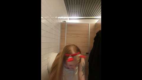 Media: honey___hot Stripchat 2024-12-14 13:58:00