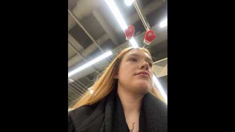 Media: honey___hot Stripchat 2024-12-14 14:03:00