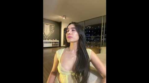 Media: irish_collins Stripchat 2024-12-14 04:23:00