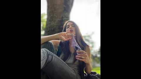 Media: sam_sara Stripchat 2024-12-14 20:38:00