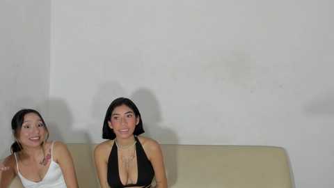 Media: slimteenwet Stripchat 2024-12-14 10:00:00