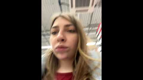 Media: sunny___bunny Stripchat 2024-12-14 16:20:00