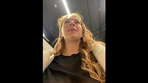 Media: sweet___emily Stripchat 2024-12-14 17:58:00