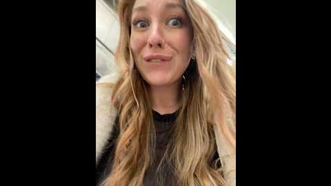 Media: sweet___emily Stripchat 2024-12-14 18:34:00