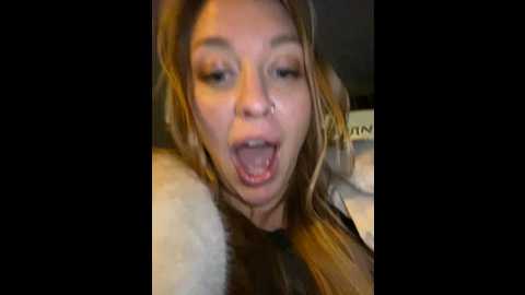 Media: sweet___emily Stripchat 2024-12-14 18:54:00