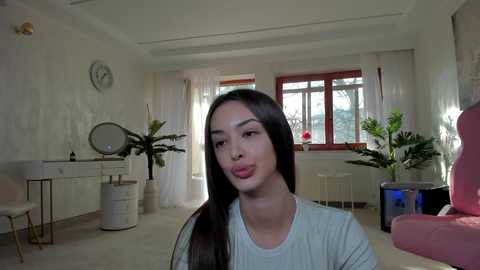 Media: tiffanyhouston_ Stripchat 2024-12-14 12:38:00