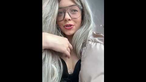 Media: times__square Stripchat 2024-12-14 08:08:00