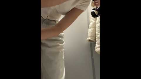 Media: _angelari_ Stripchat 2024-12-15 00:28:00