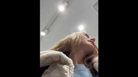 Media: _angelari_ Stripchat 2024-12-15 09:36:00
