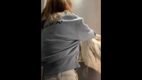 Media: _angelari_ Stripchat 2024-12-15 12:17:00