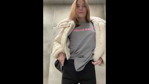Media: _angelari_ Stripchat 2024-12-15 20:26:00
