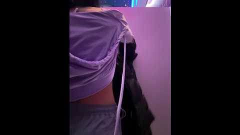 Media: bigbabykiki Stripchat 2024-12-15 15:51:00