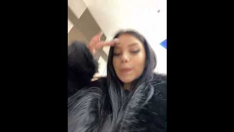 Media: chloe__moon Stripchat 2024-12-15 16:17:00