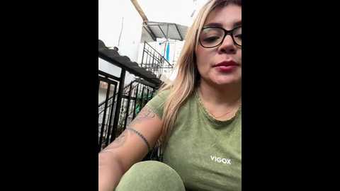 Media: dianita_1988 Stripchat 2024-12-15 20:41:00