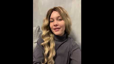 Media: kikiwatson Stripchat 2024-12-15 11:22:00