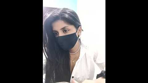 Media: nehadarling200 Stripchat 2024-12-15 18:51:00