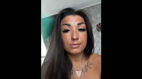 Media: ruslanaxx Stripchat 2024-12-15 09:35:00
