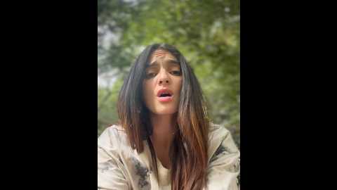 Media: sam_sara Stripchat 2024-12-15 20:00:00