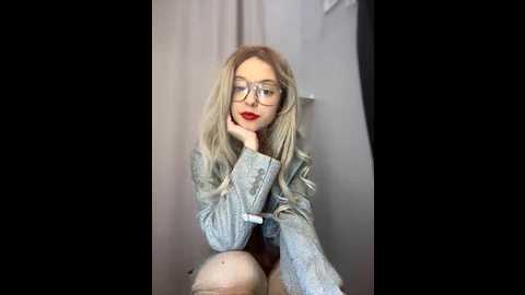 Media: times__square Stripchat 2024-12-15 10:51:00
