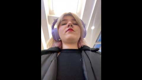 Media: baby__naughty Stripchat 2024-12-16 11:10:00