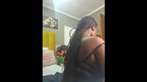 Media: bustygoddess32 Stripchat 2024-12-16 10:44:00