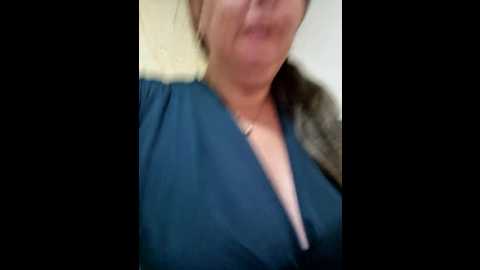 Media: emma_tour Stripchat 2024-12-16 16:08:00