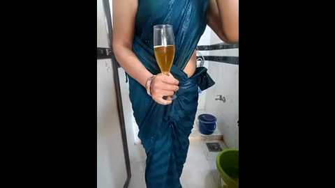 Media: kaamuk_shweta Stripchat 2024-12-16 09:30:00
