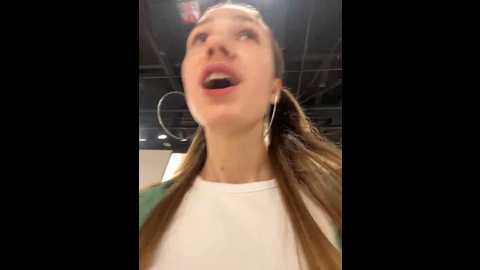 Media: lia__love Stripchat 2024-12-16 13:18:00