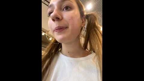 Media: lia__love Stripchat 2024-12-16 15:55:00