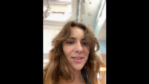 Media: mariid Stripchat 2024-12-16 10:32:00
