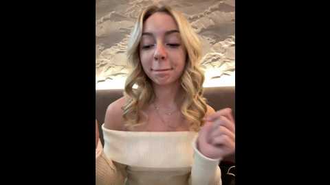 Media: melissa_grr Stripchat 2024-12-16 08:35:00