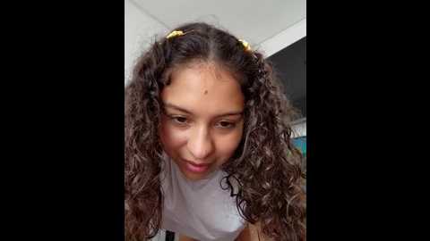 Media: shara_dreams Stripchat 2024-12-16 17:45:00