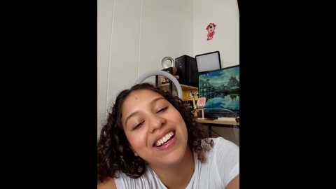 Media: shara_dreams Stripchat 2024-12-16 17:49:00