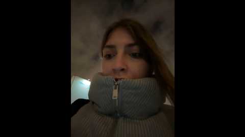 Media: sunny___bunny Stripchat 2024-12-16 18:09:00