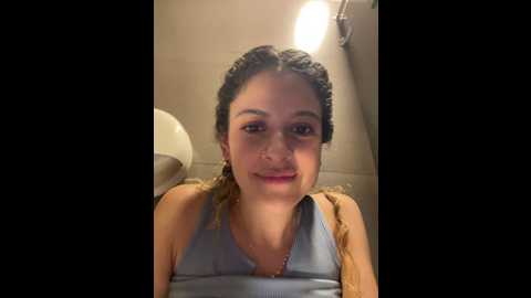 Media: alana15 Stripchat 2024-12-17 14:07:00