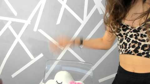 Media: babyaylin Stripchat 2024-12-17 05:25:00
